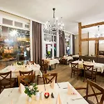 Theophano Hotel 4*