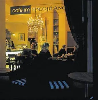 Theophano 4*
